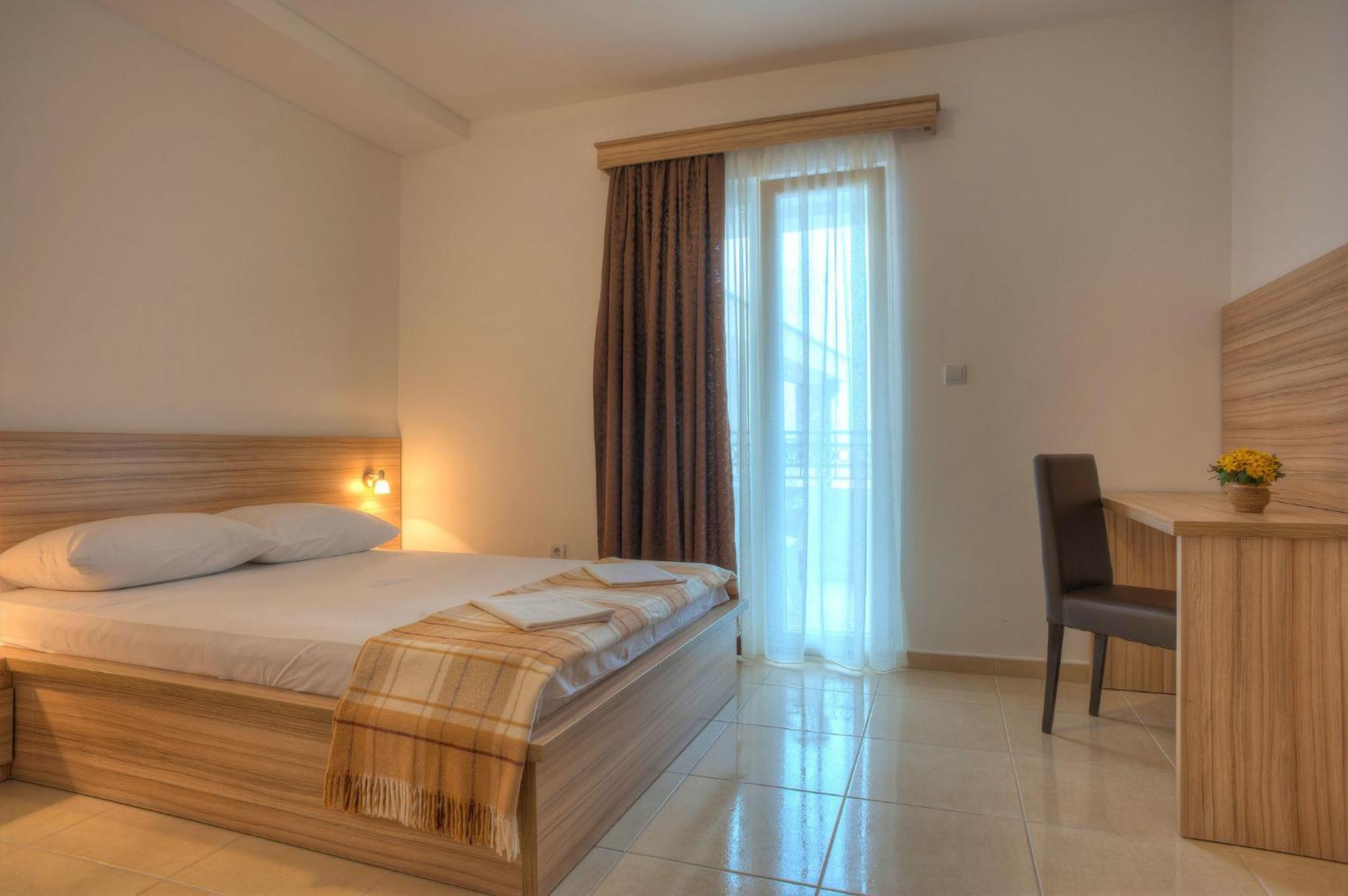 Guest House Maslina Petrovac na moru Zimmer foto